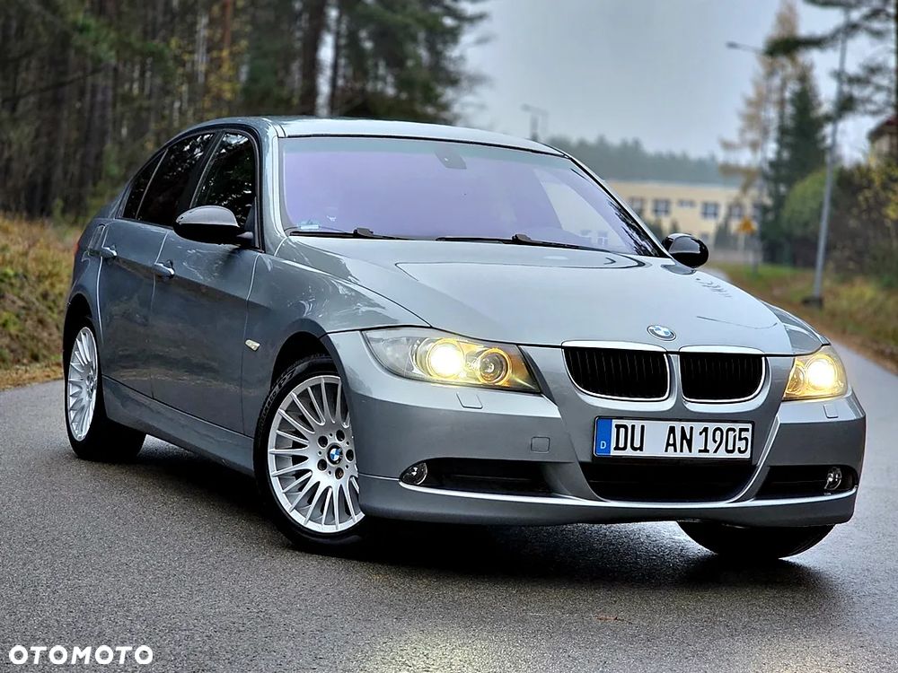 BMW Seria 3 320i - 13