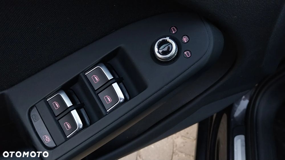 Audi A4 Avant 2.0 TDI DPF S line Sportpaket (plus) - 8