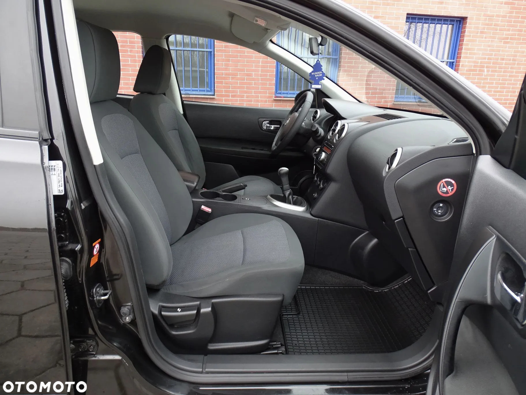 Nissan Qashqai 1.6 Visia - 9
