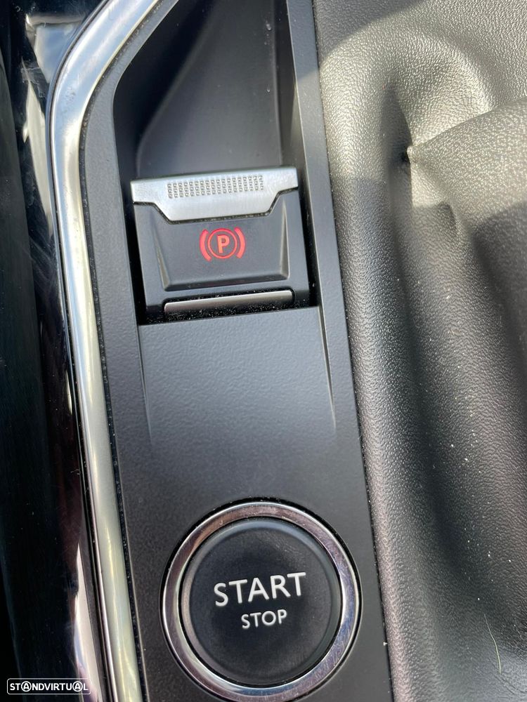 Peugeot 3008 BlueHDi 120 Stop & Start Allure - 16