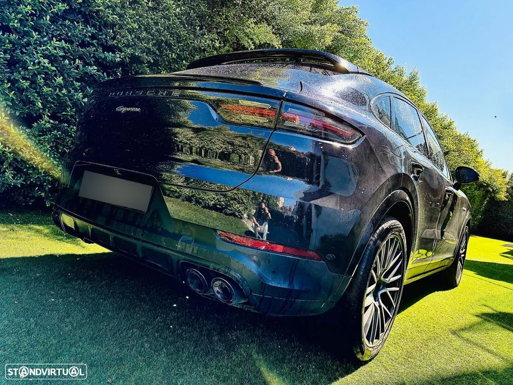 Porsche Cayenne Coupé E-Hybrid - 7