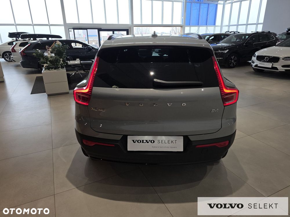 Volvo XC 40 - 9