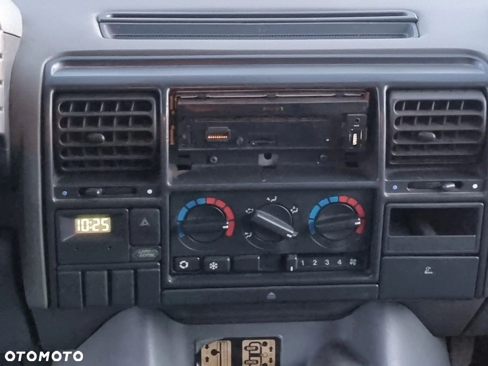 Land Rover Range Rover - 14
