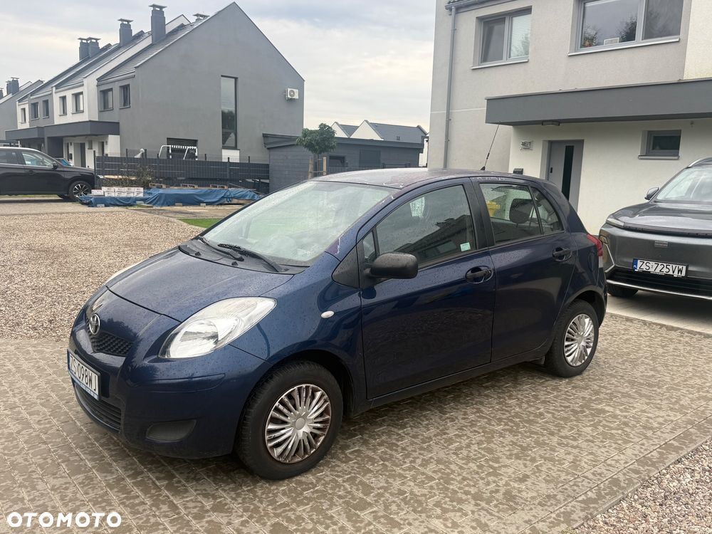 Toyota Yaris 1.0 Active - 1