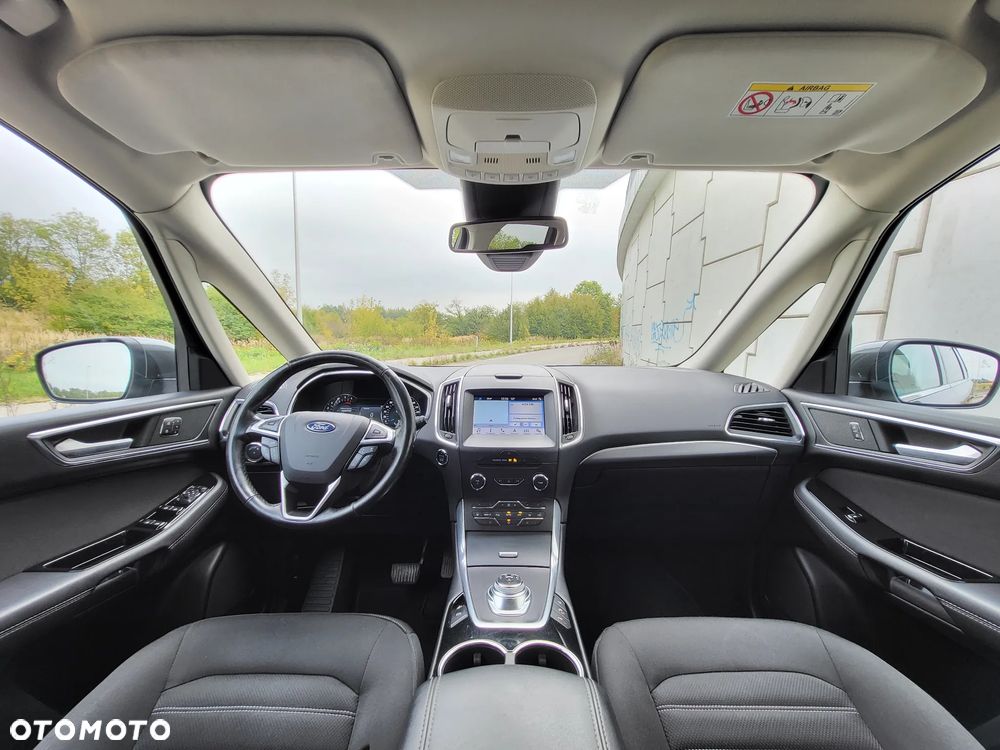 Ford Galaxy - 23