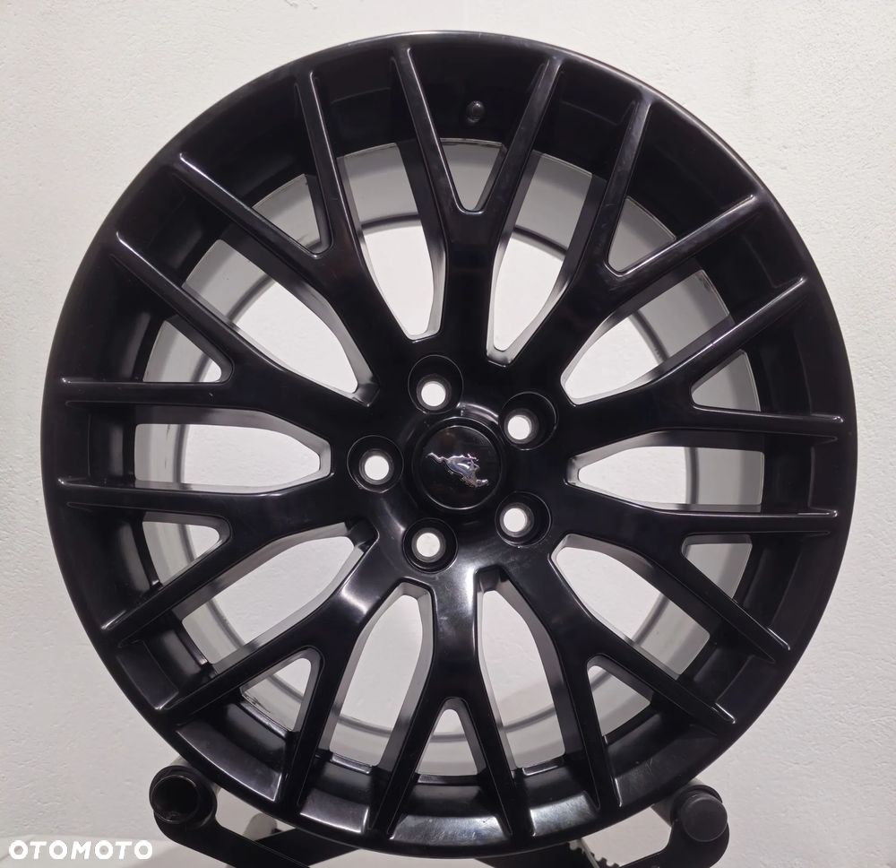FELGI ALUMINIOWE OE FORD MUSTANG GT 9x19 ET45 9,5x19 ET52,5 5x114,3 - 1