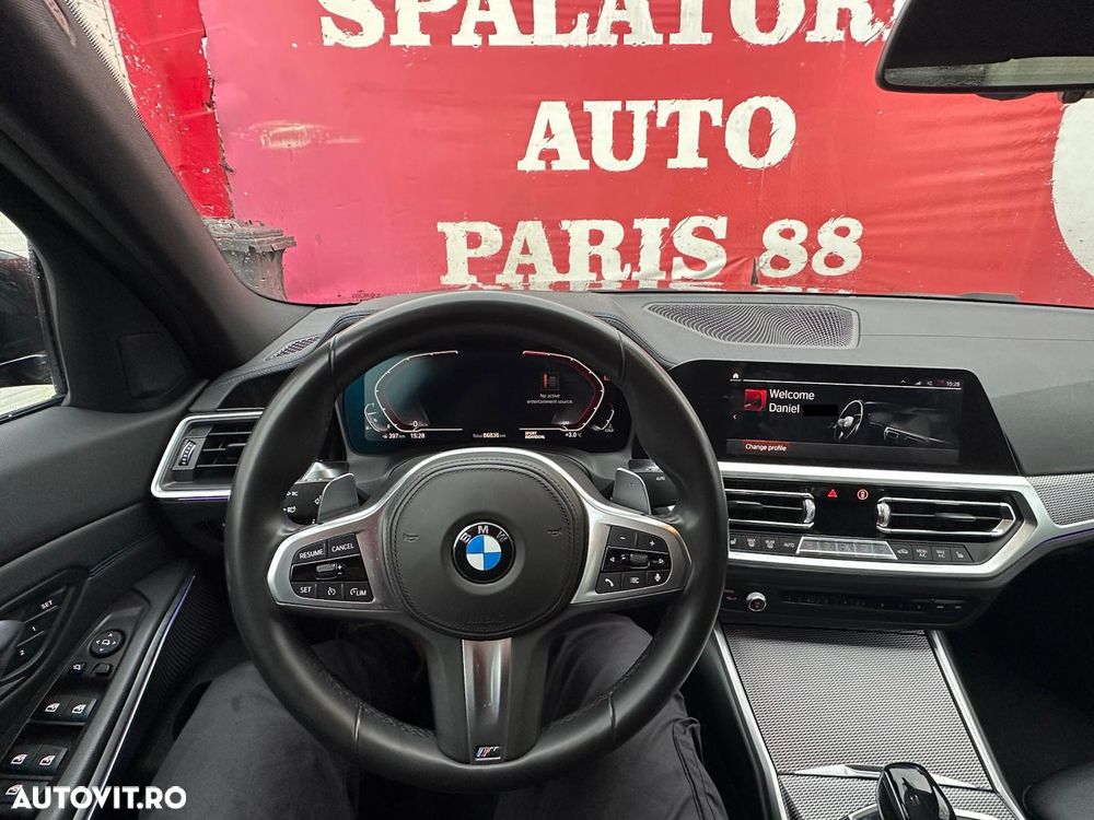 BMW Seria 3 330i AT M Sport - 9