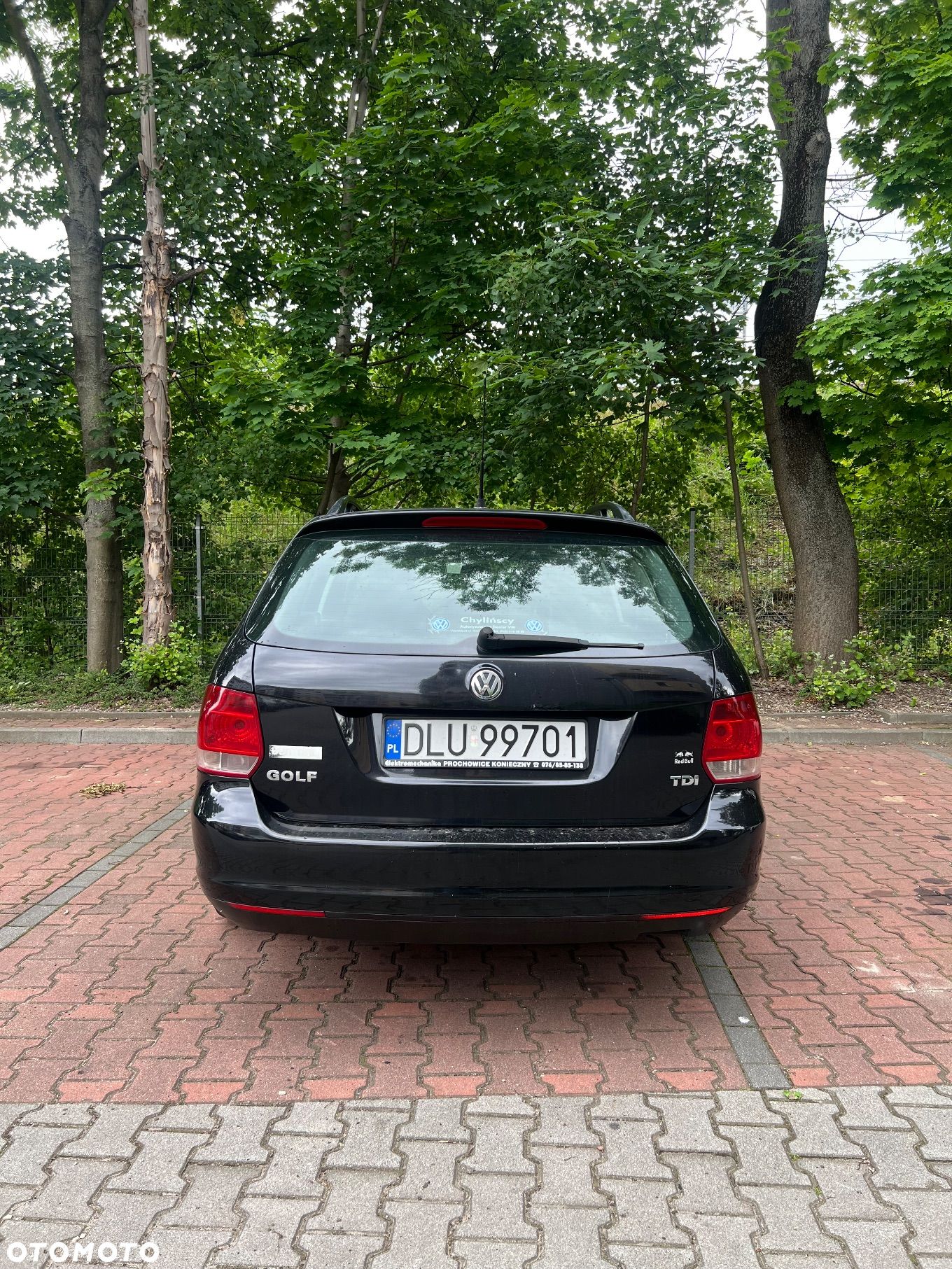 Volkswagen Golf - 1