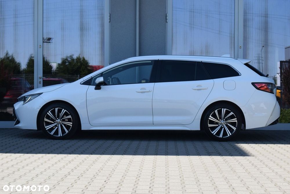Toyota Corolla 2.0 Hybrid Comfort - 4
