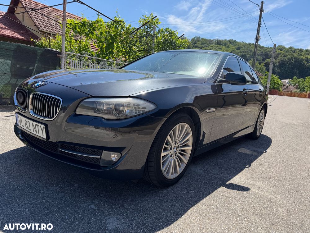 BMW Seria 5 525d Sport-Aut. Modern Line - 10