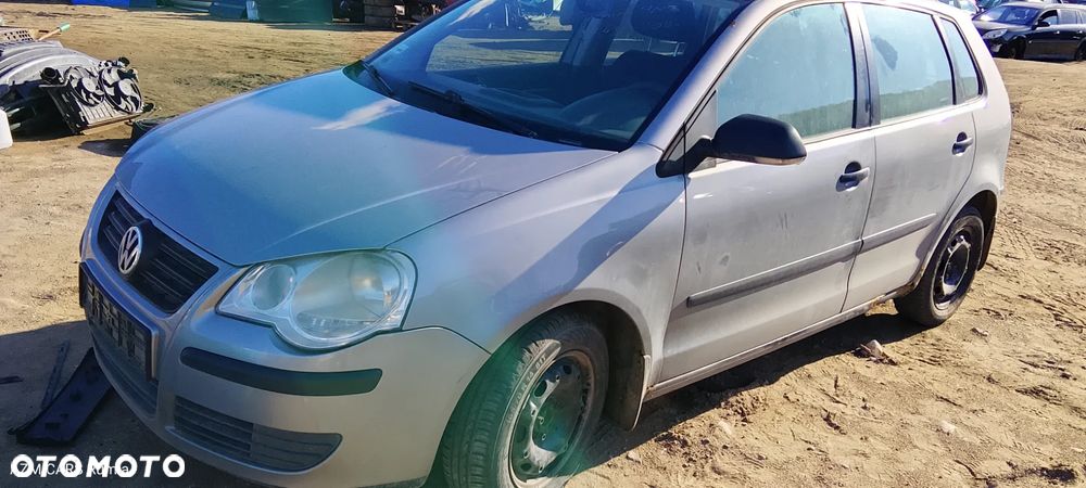 VW POLO 9N3 - 2