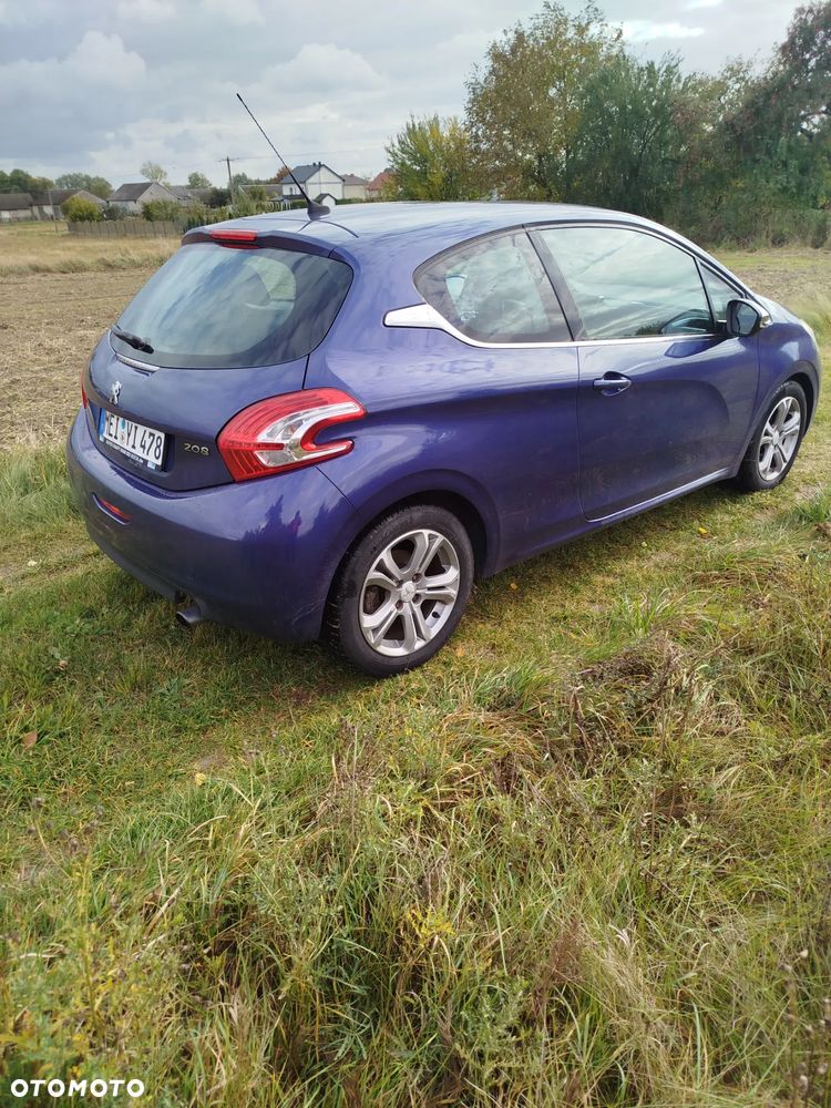 Peugeot 208 95 VTI Allure - 13