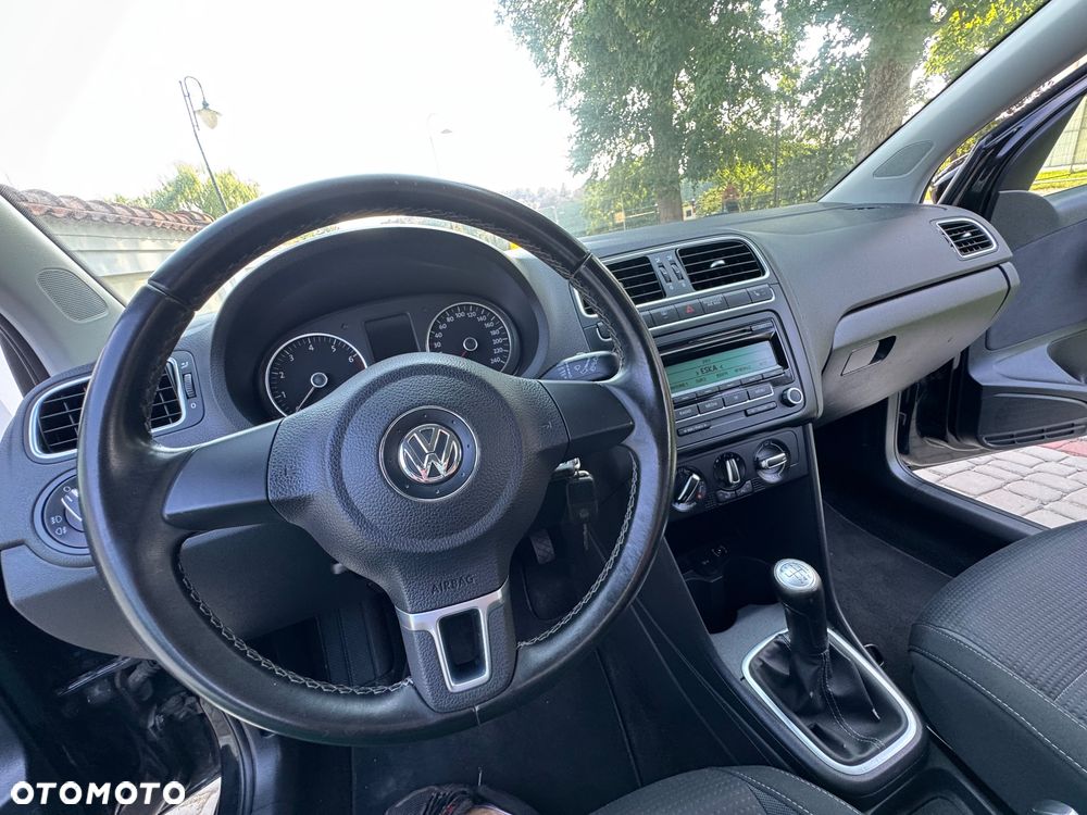 Volkswagen Polo - 17