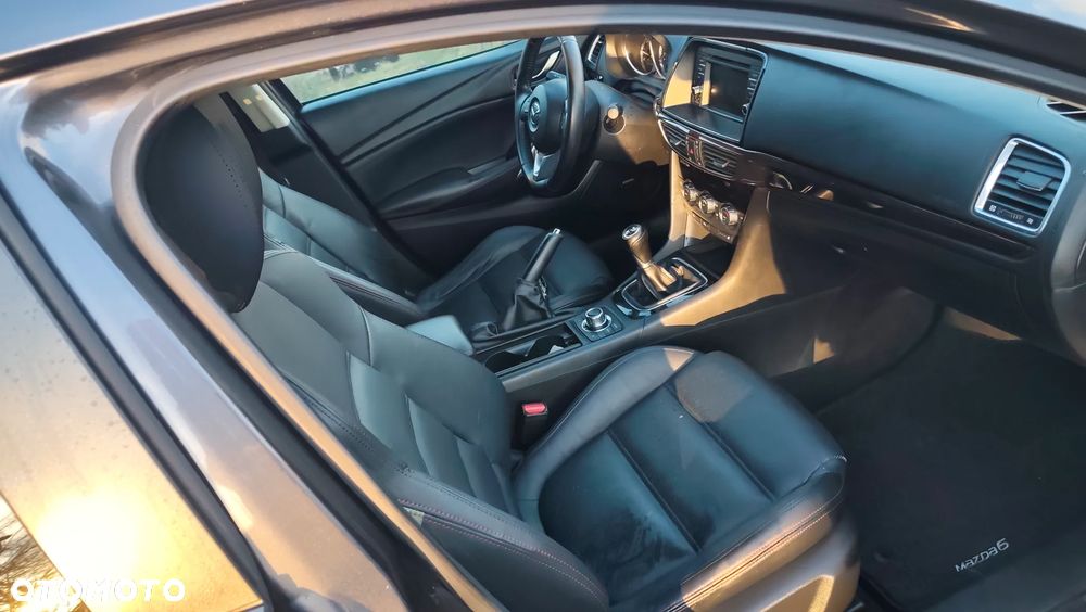Mazda 6 SKYACTIV-D 175 i-ELOOP Sports-Line - 32