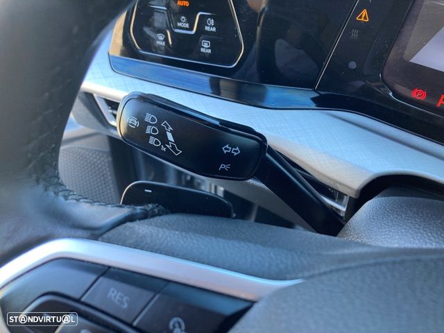 Volkswagen Golf Variant 2.0 TDi Life DSG — fotografia 15