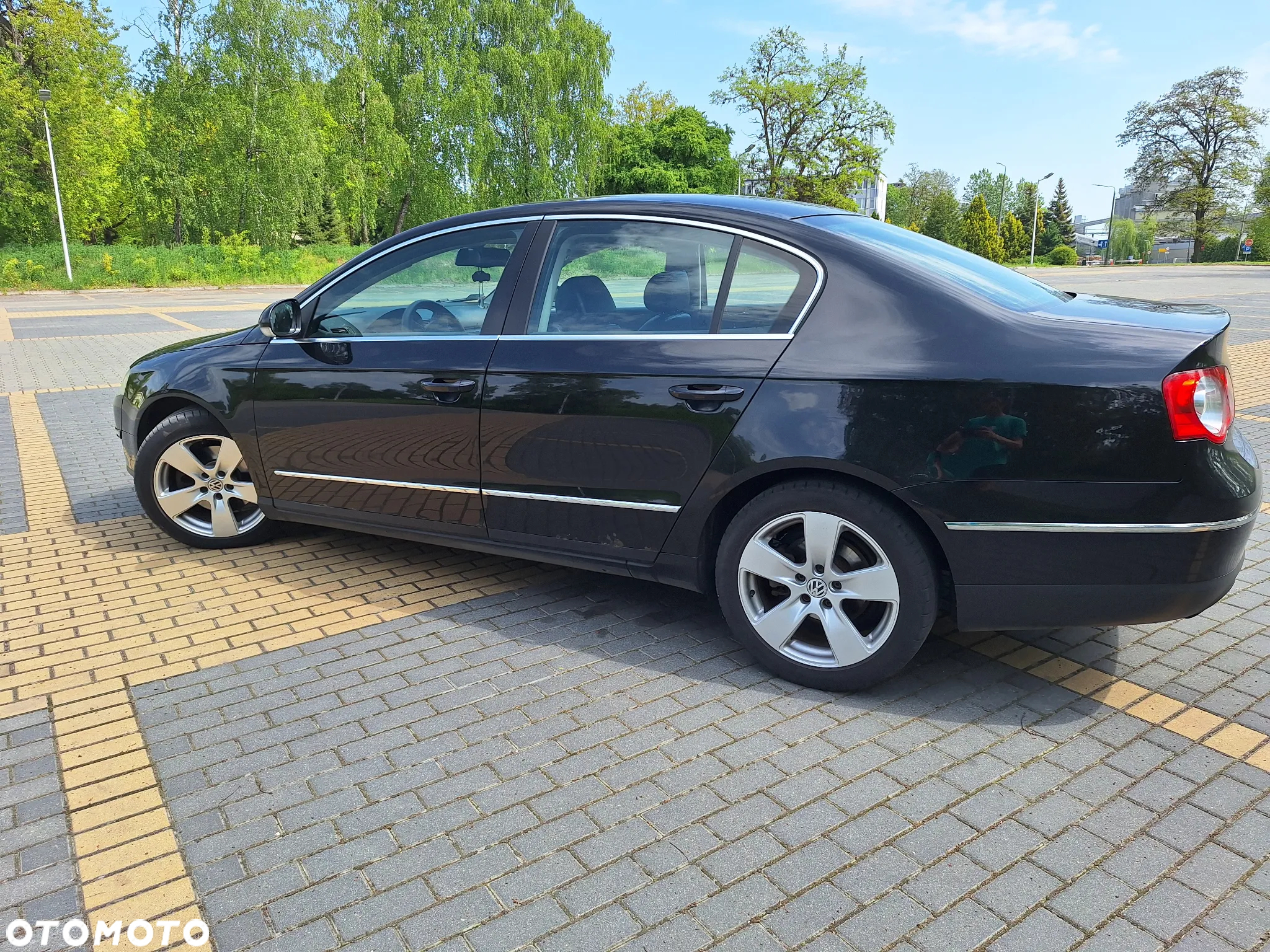Volkswagen Passat 2.0 TDI Comfortline - 4