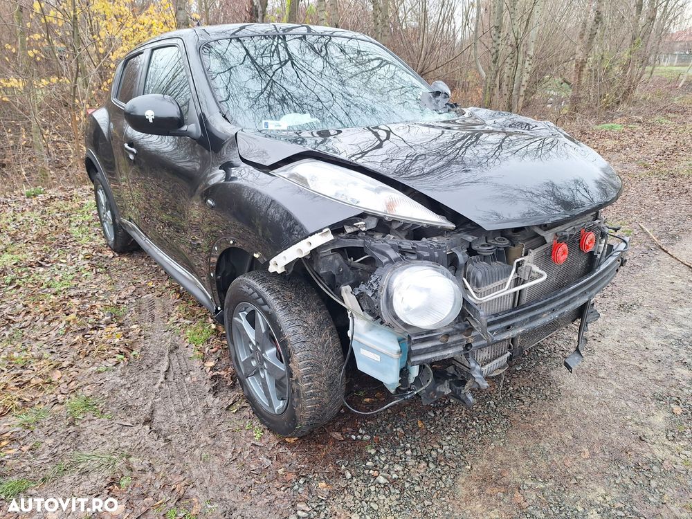 Nissan Juke 1.6 DIG-T N-Connecta - 1