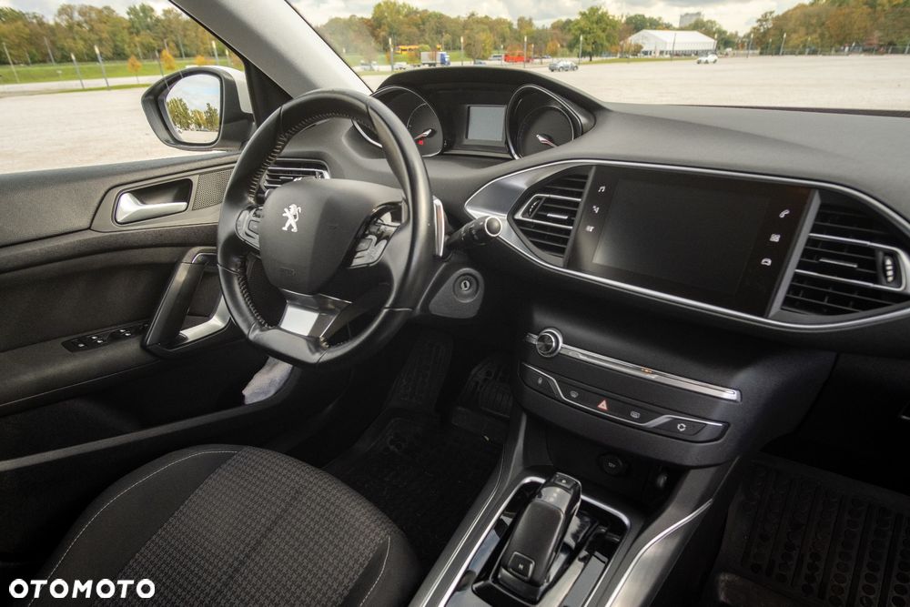 Peugeot 308 - 17