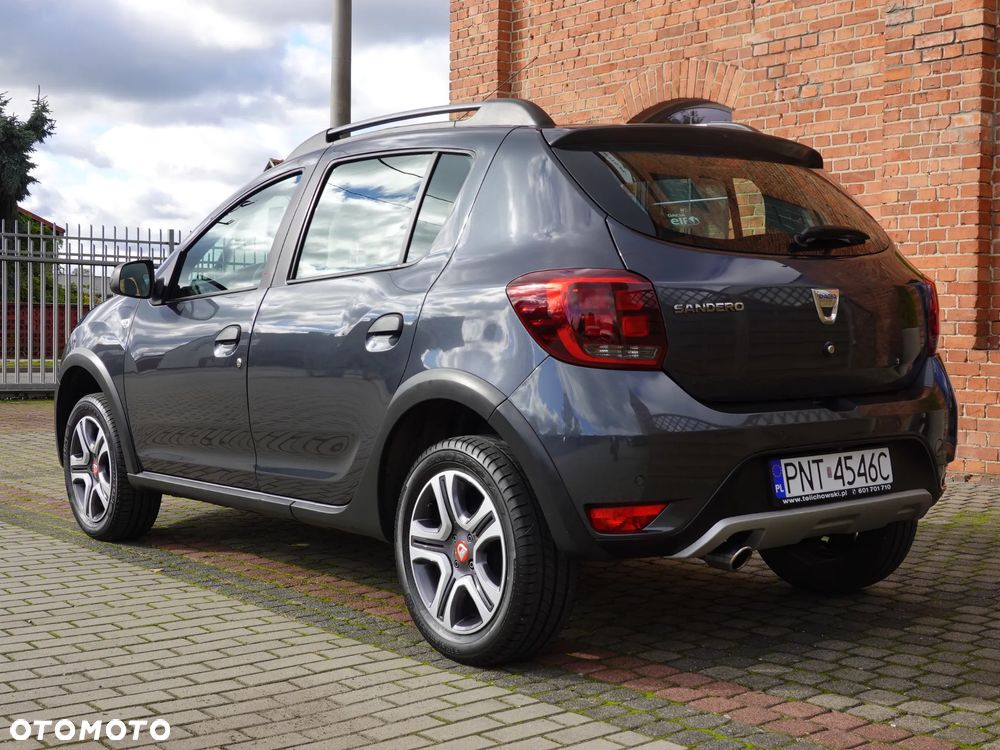 Dacia Sandero Stepway TCe 90 (S&S) Celebration - 3