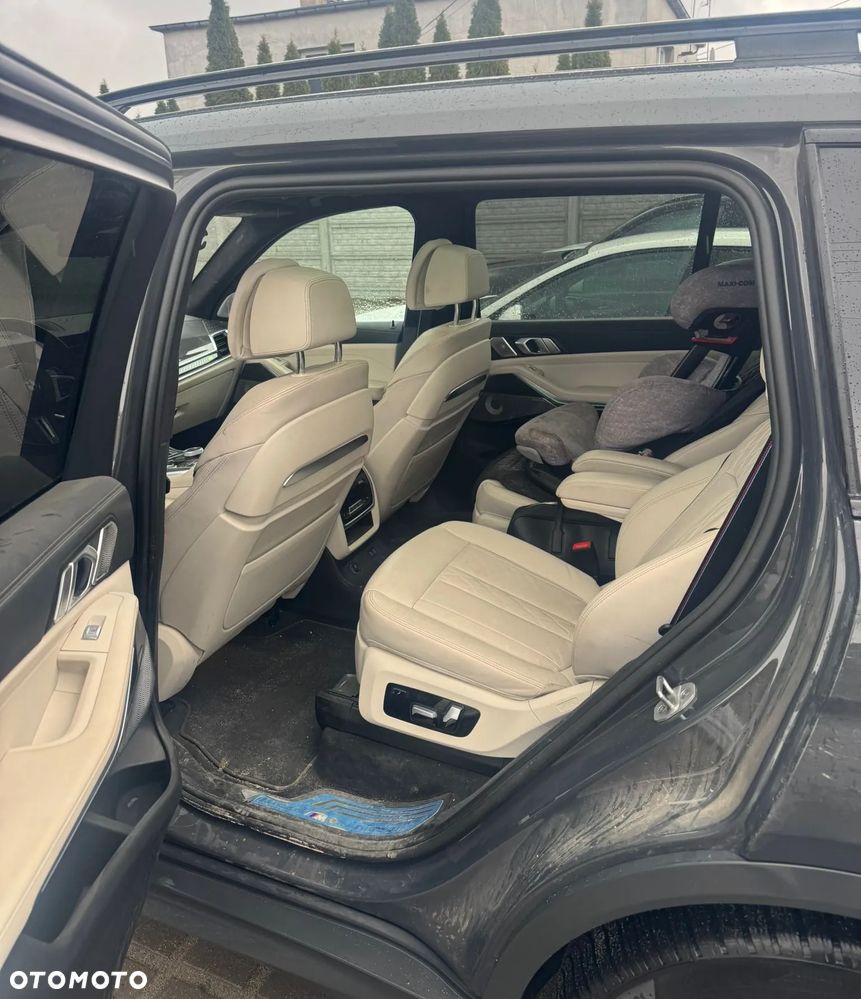 BMW X7 - 3