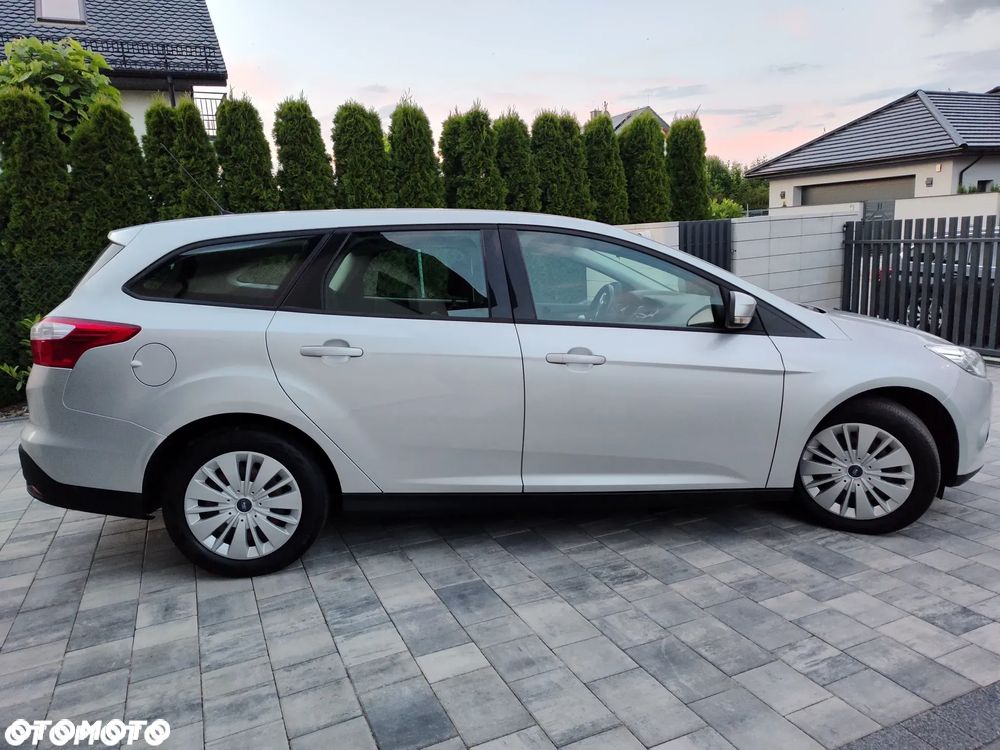 Ford Focus 1.0 EcoBoost Start-Stopp-System TREND - 5