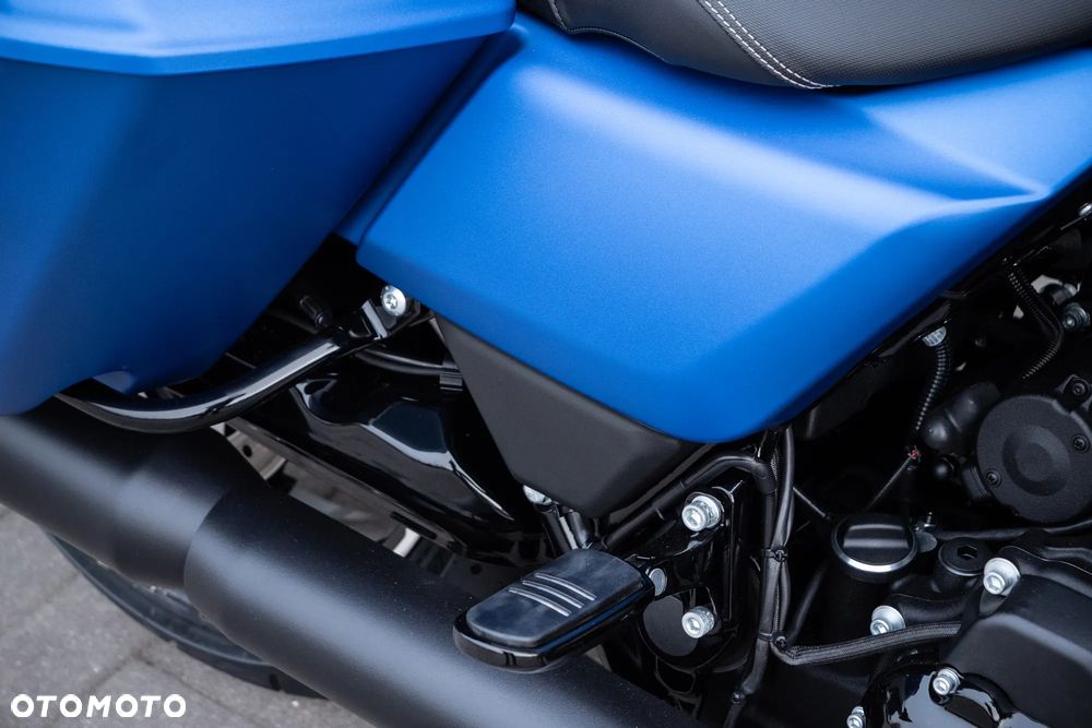 Harley-Davidson Touring Street Glide - 8