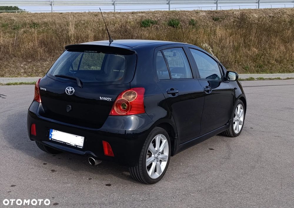 Toyota Yaris 1.8 VVT-i TSport - 5