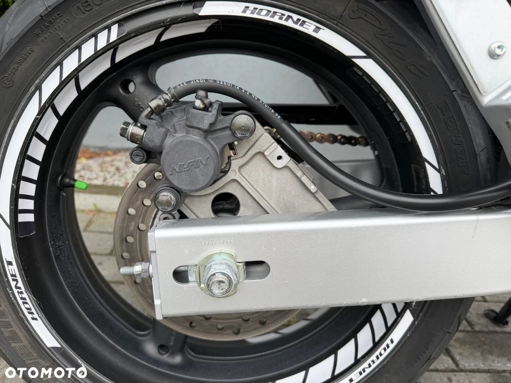Honda Hornet - 20