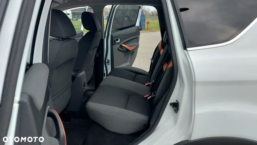 Ford Kuga 2.0 TDCi 4x4 White Magic - 12