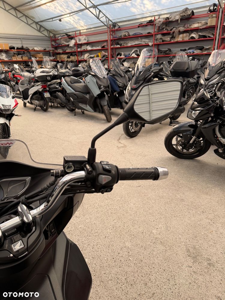 Honda PCX - 10