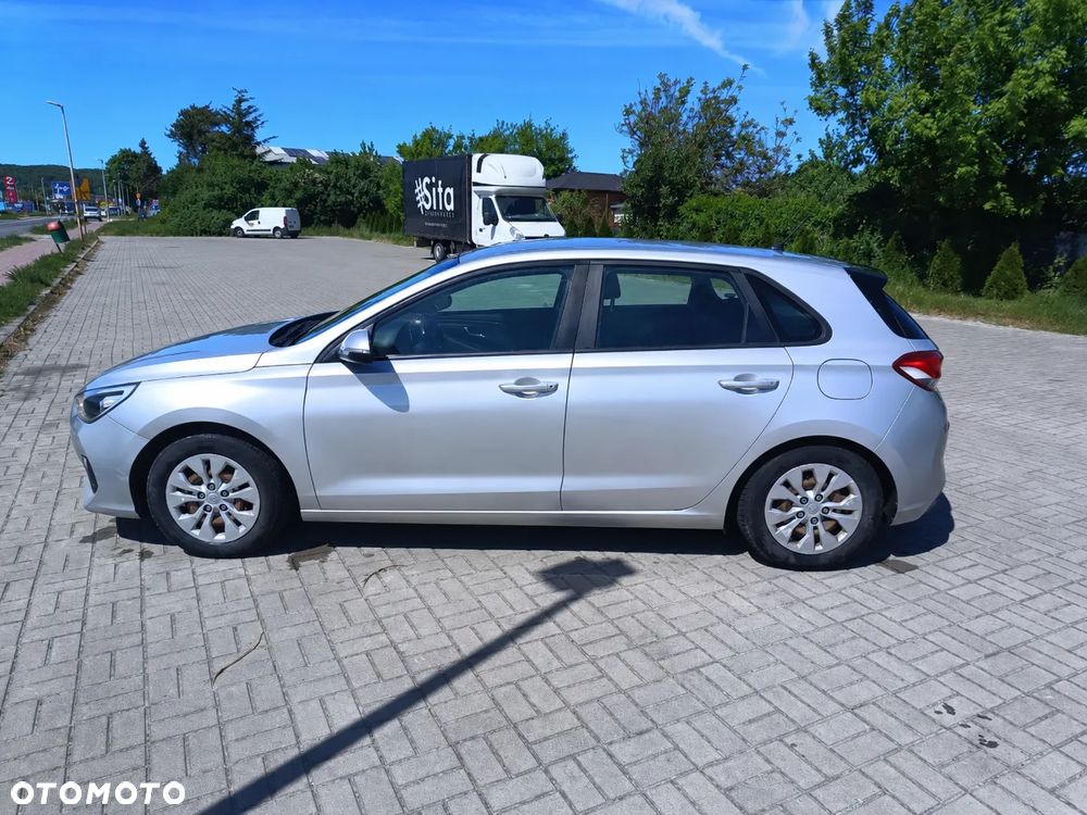 Hyundai i30 1.4 Classic + - 5