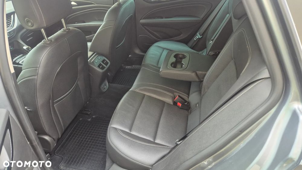 Opel Insignia Grand Sport 2.0 Diesel Business Innovation - 18