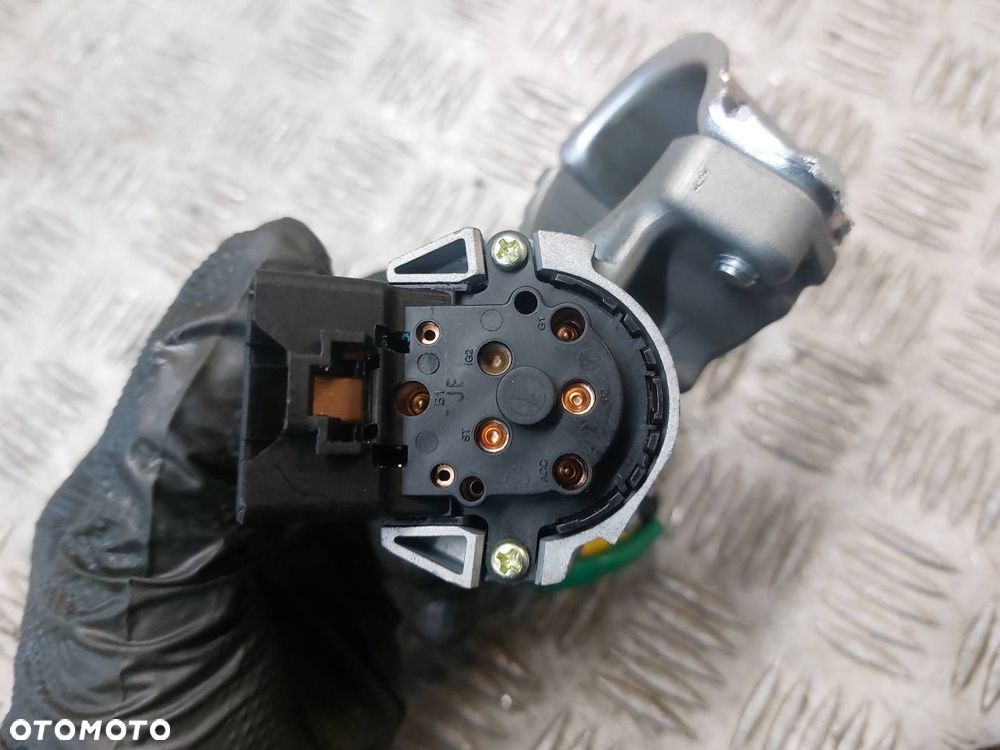 STACYJKA Z KLUCZYKIEM KIA CEED III - 6