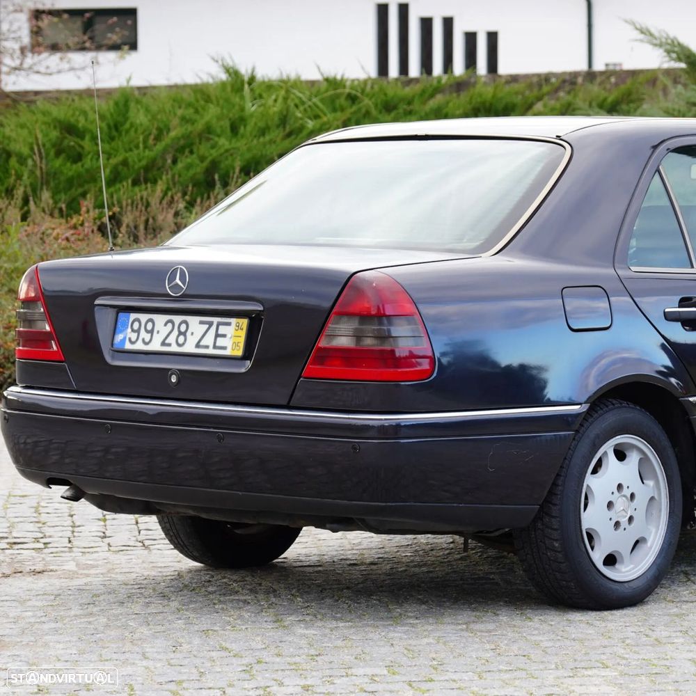 Mercedes-Benz C 200 D Elegance - 29