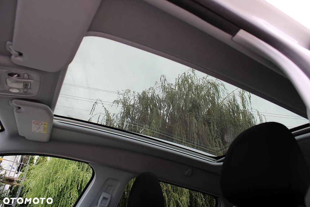 Peugeot 2008 - 18