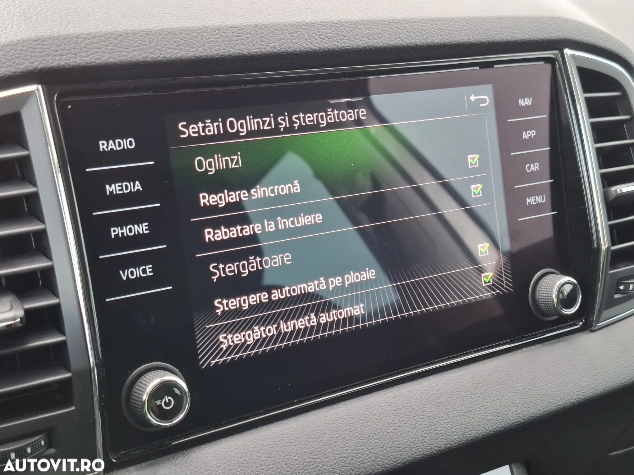 Skoda Karoq 2.0 TDI 4X4 DSG Style - 29
