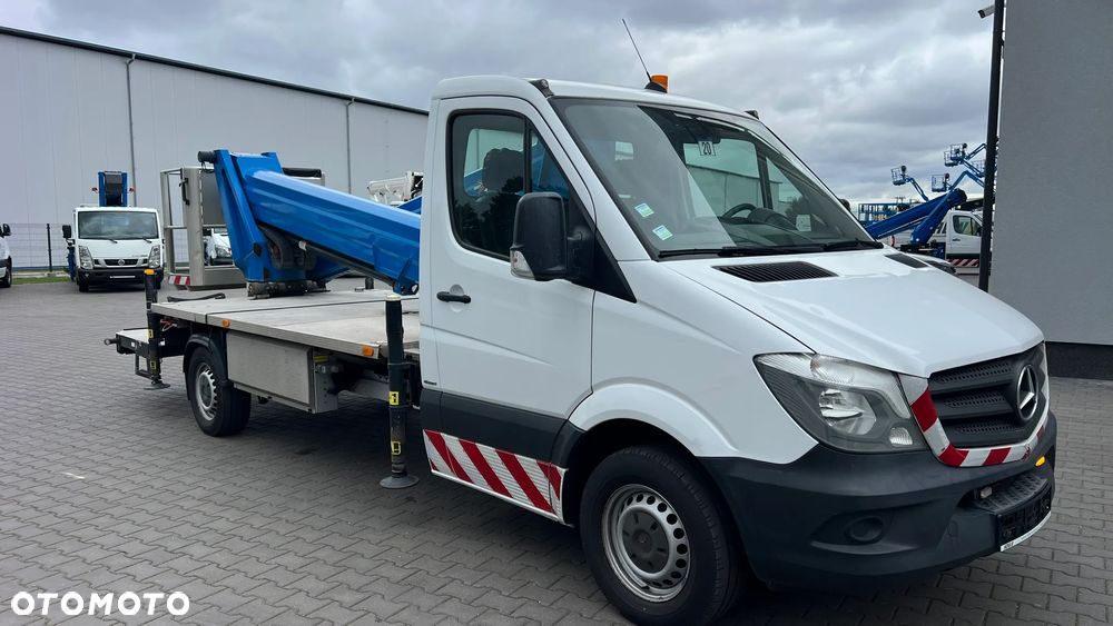 Versalift VTX-240 na MB Sprinter 314CDI 55.000 EUR netto - 4