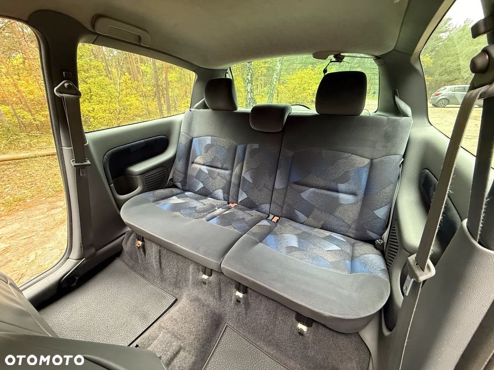 Renault Clio 1.2 16V Authentique - 12