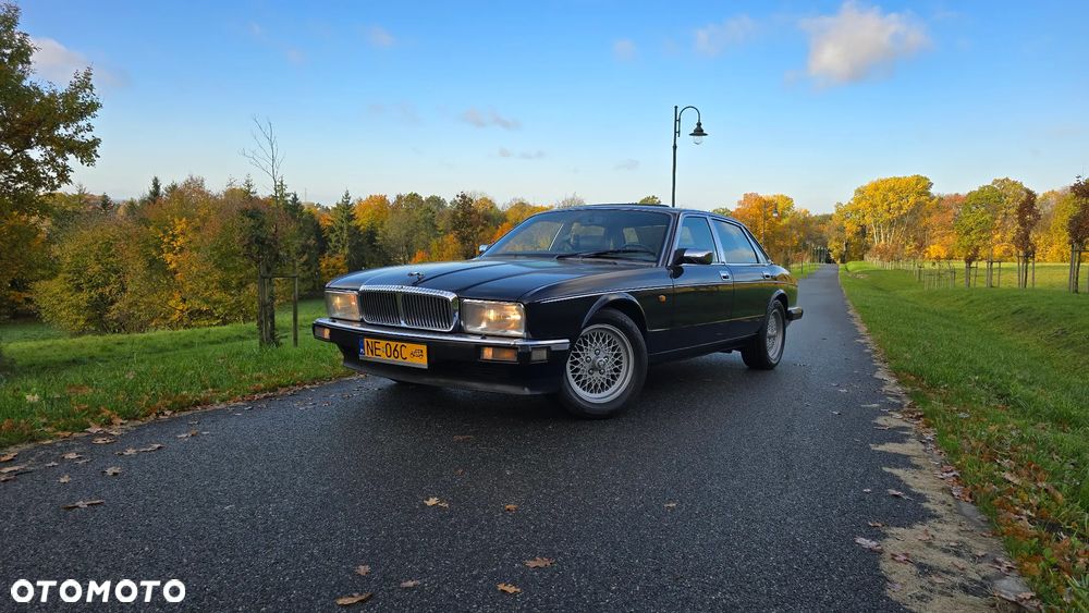 Jaguar Daimler 4.0i - 6