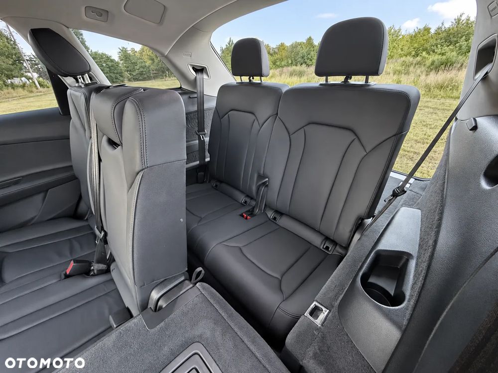 Audi Q7 - 11