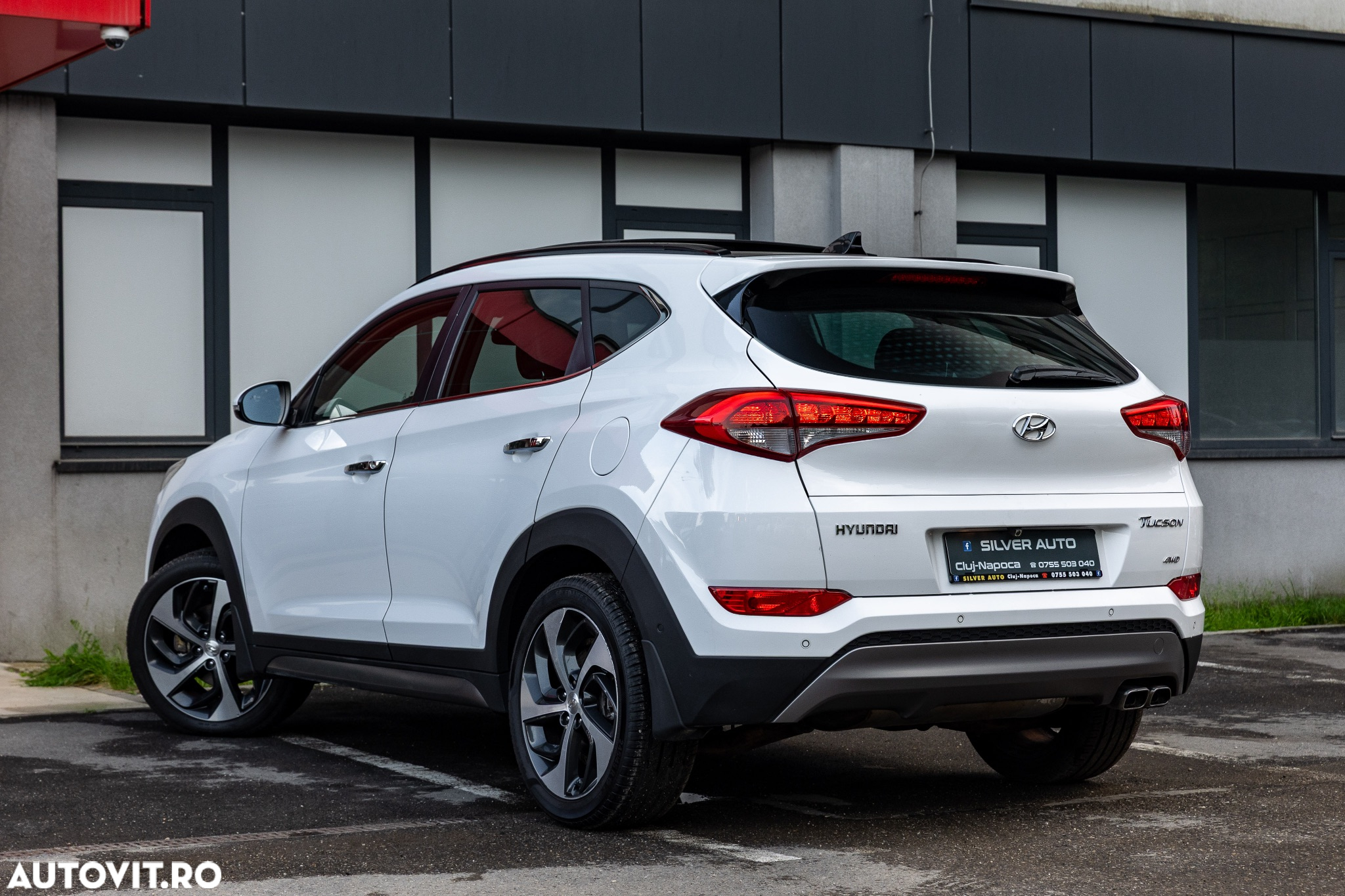 Hyundai Tucson 2.0 CRDI 4WD 6AT Luxury Pack+ - 29