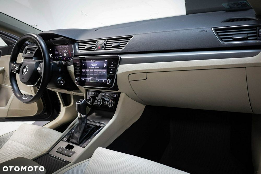 Skoda Superb - 25