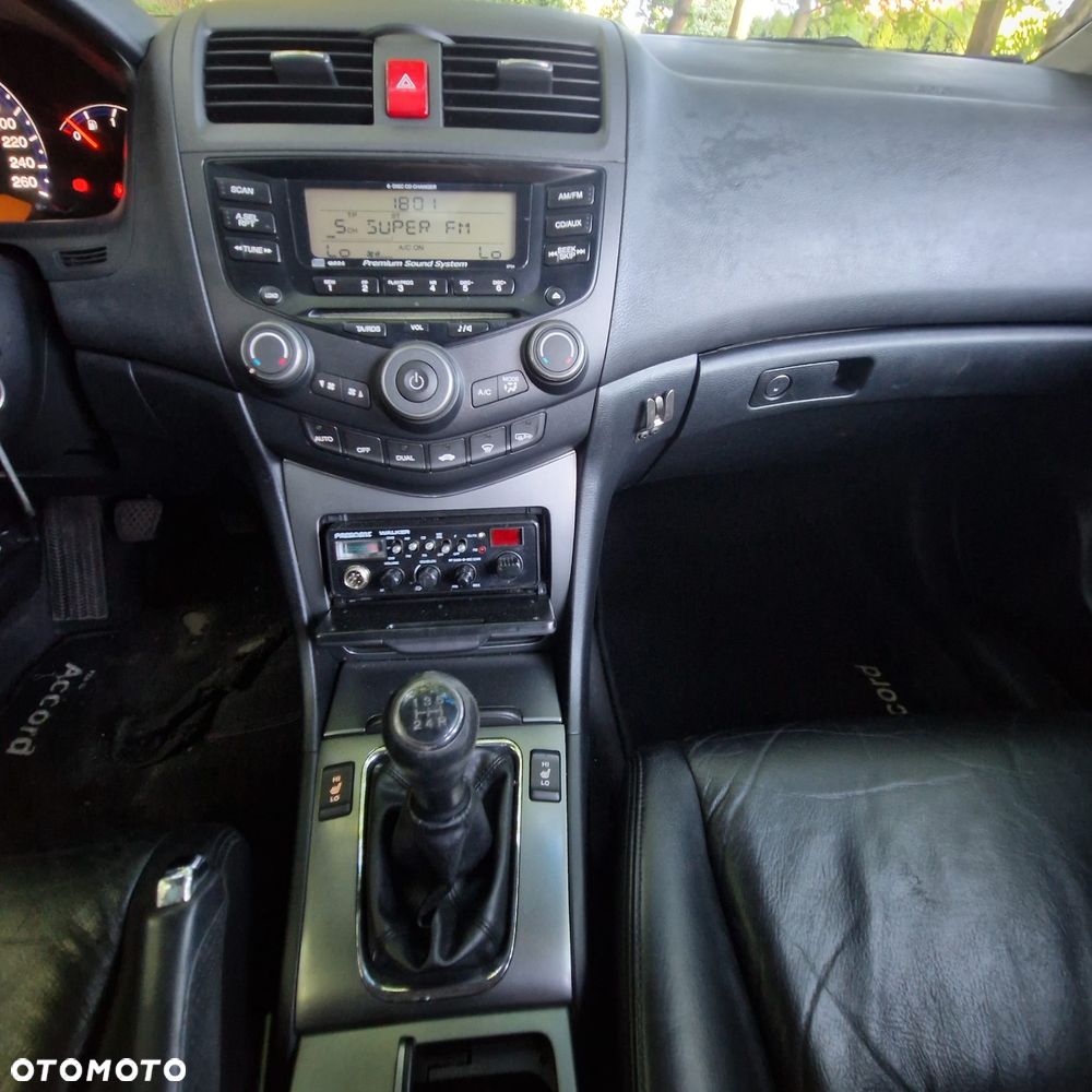 Honda Accord 2.0 i Executive - 14