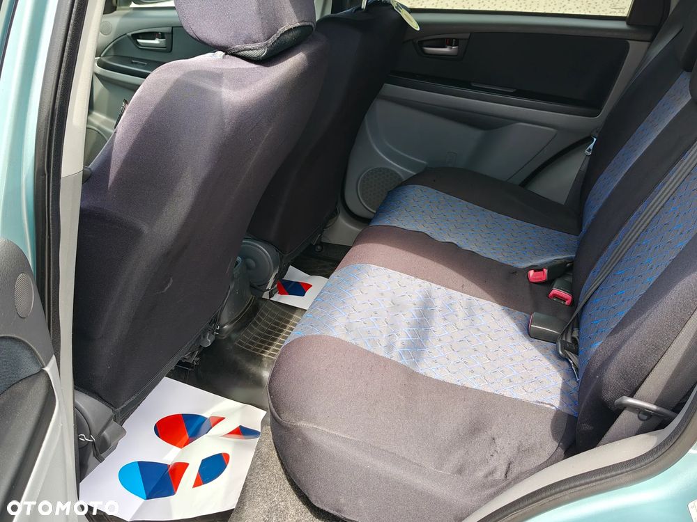 Suzuki SX4 1.5 Streetline 4x2 Classic - 8