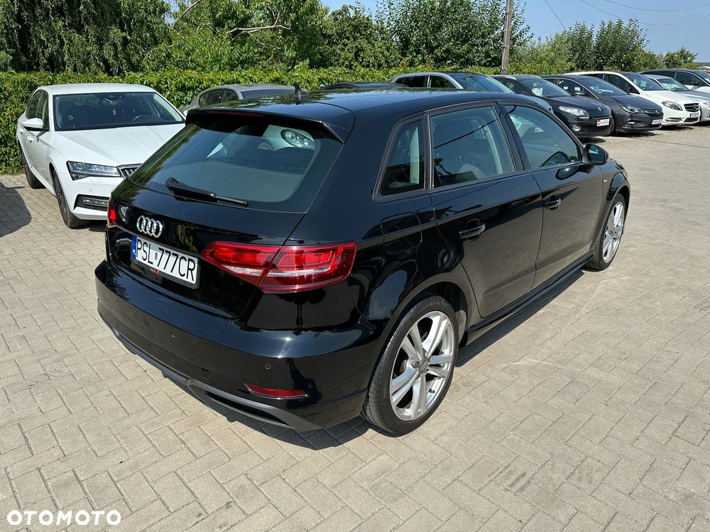 Audi A3 Sportback - 3
