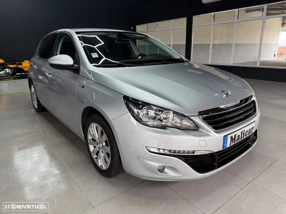 Peugeot 308 1.2 PureTech Style - 1