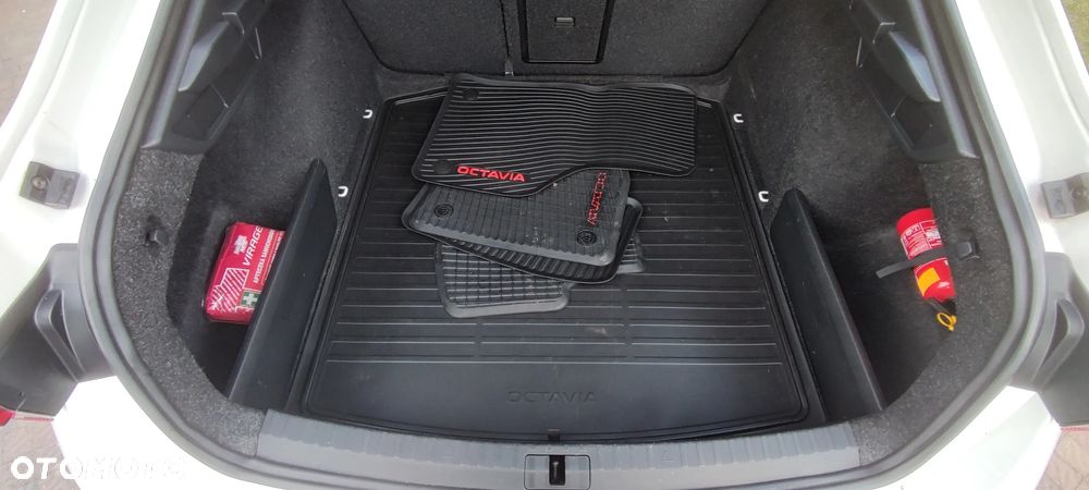 Skoda Octavia - 19