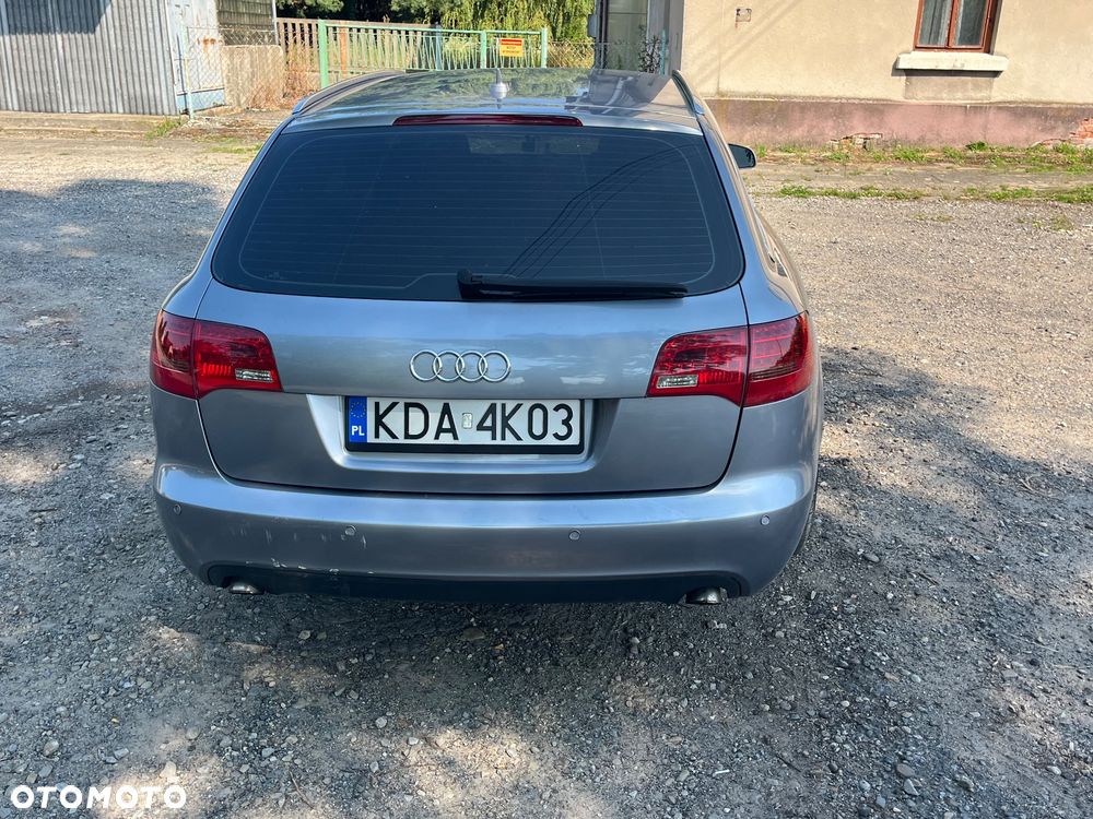 Audi A6 Avant - 4