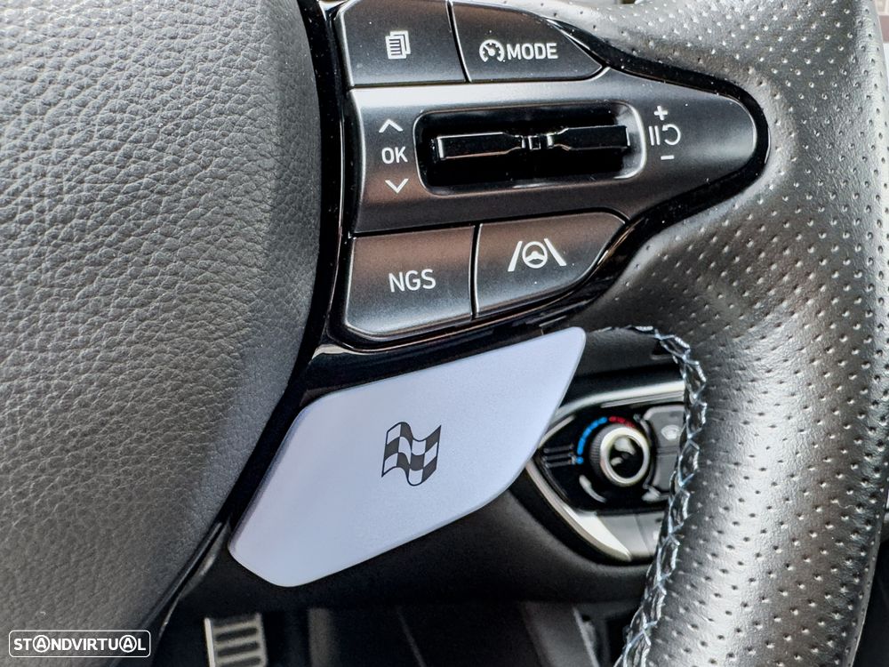 Hyundai i30 N 2.0 T-GDi Pack Performance 8DCT - 24