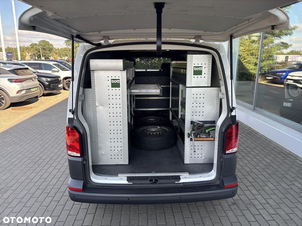 Volkswagen Transporter - 10